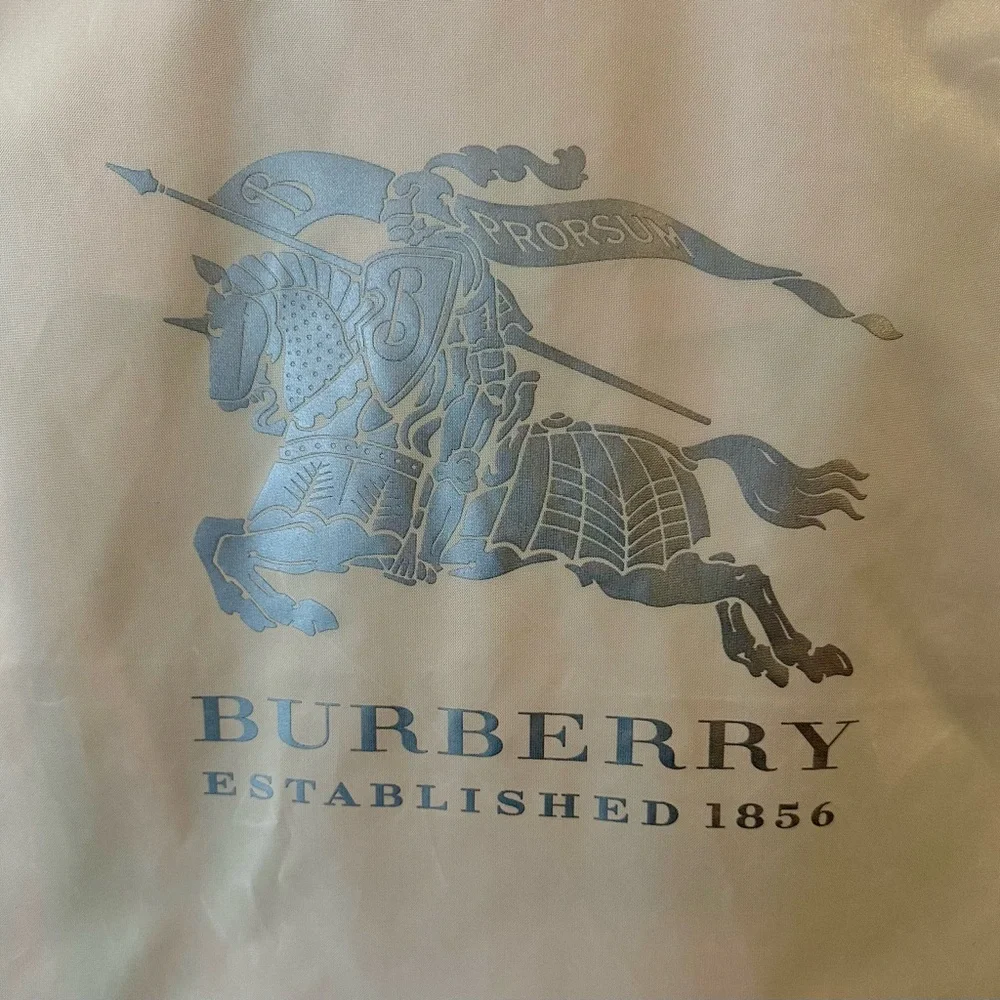 Burberry Brit Women’s Trench Coat-New With Tags! - Picture 16 of 16